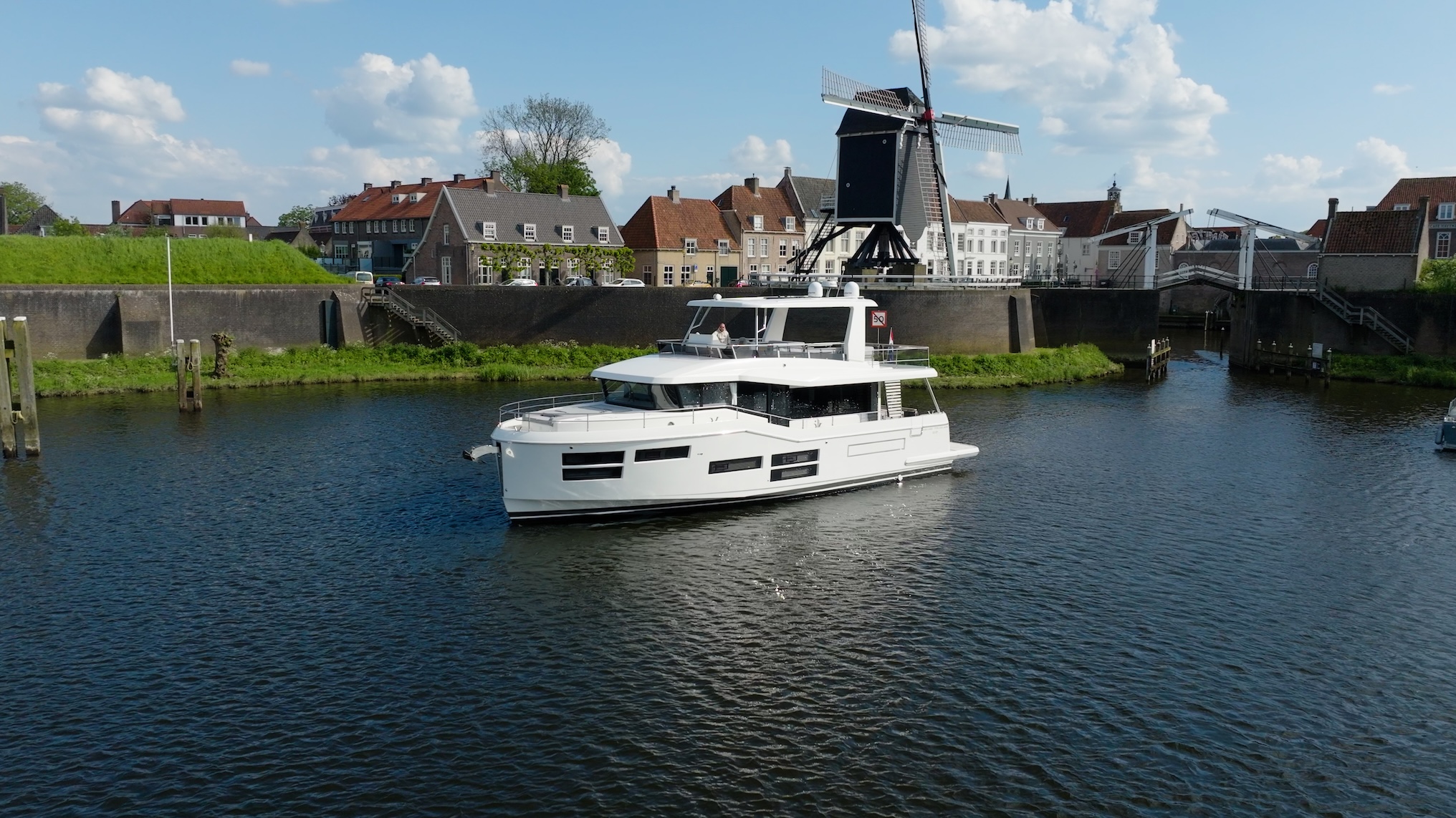 Maatwerk op het water: de kunst van luxe jachten bij Blue Lobster Yachts